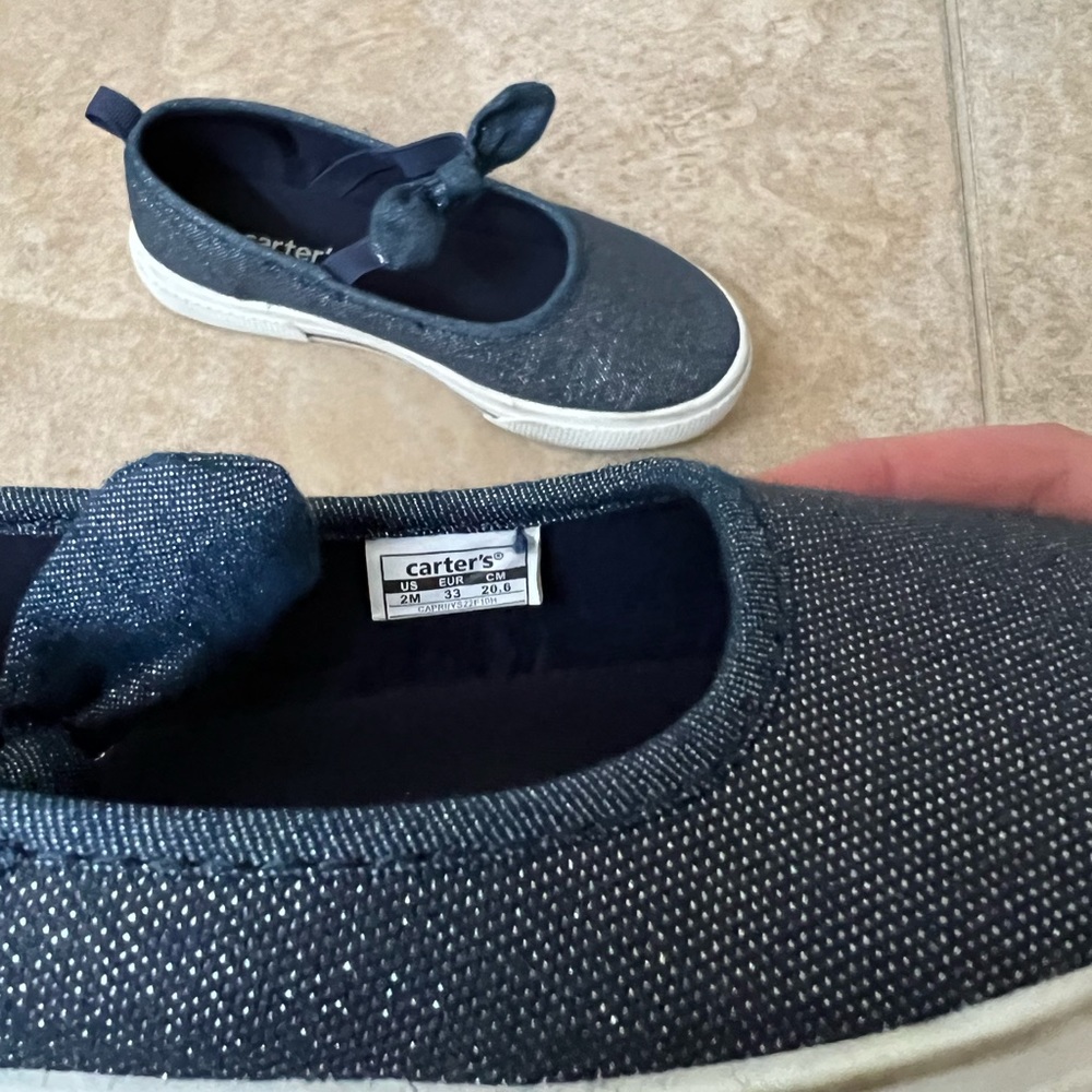 Carter’s Denim Shoes Girls size 2 - Picture 4 of 7